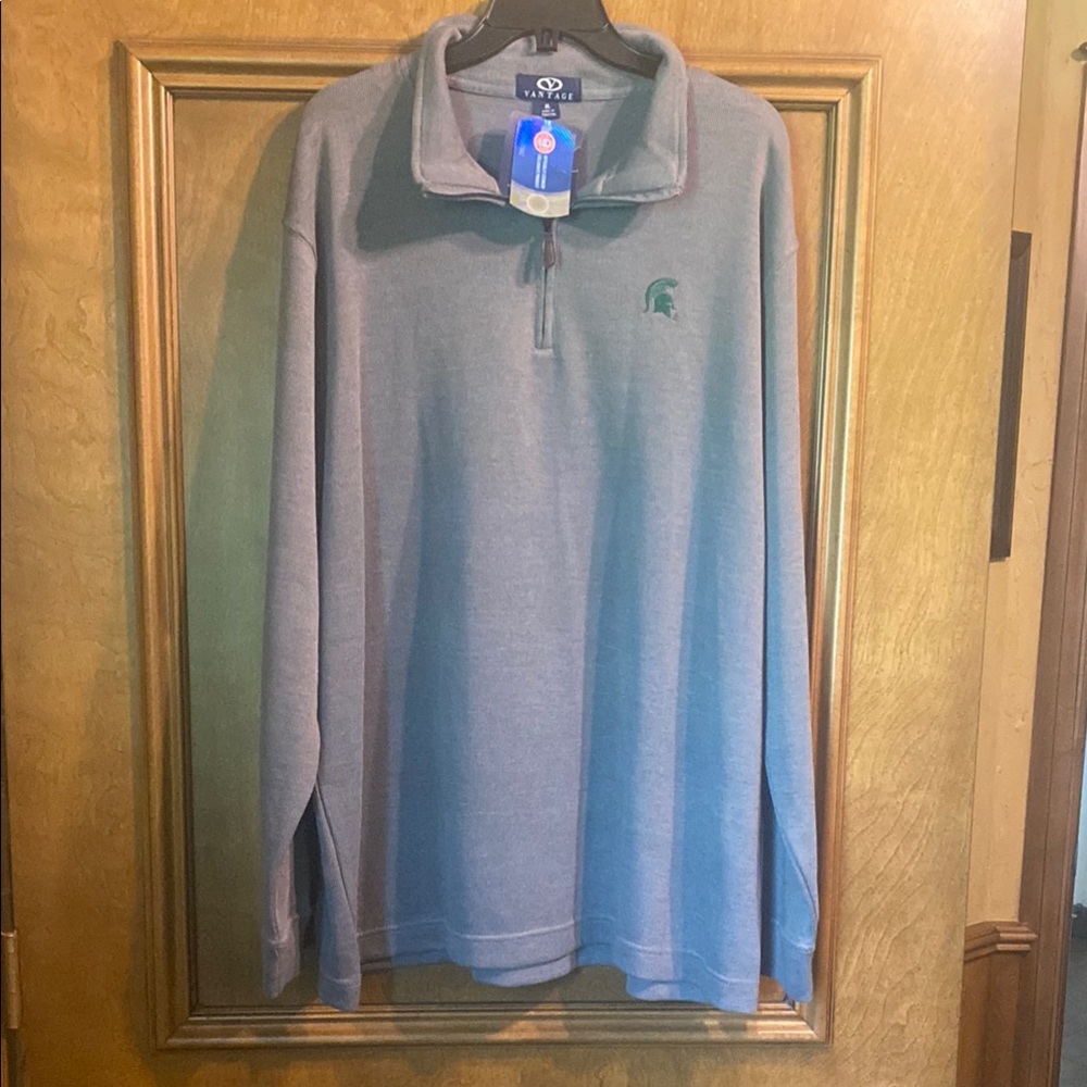 Vantage Michigan State logo Gray Zip Up Sweater with Soft Fleece, Size XL.